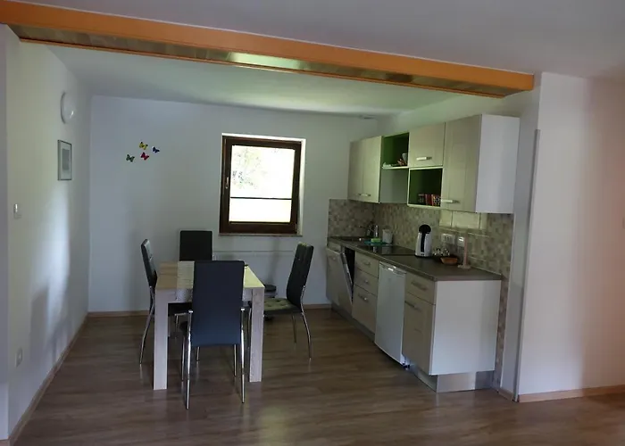 Booa Irena アパート