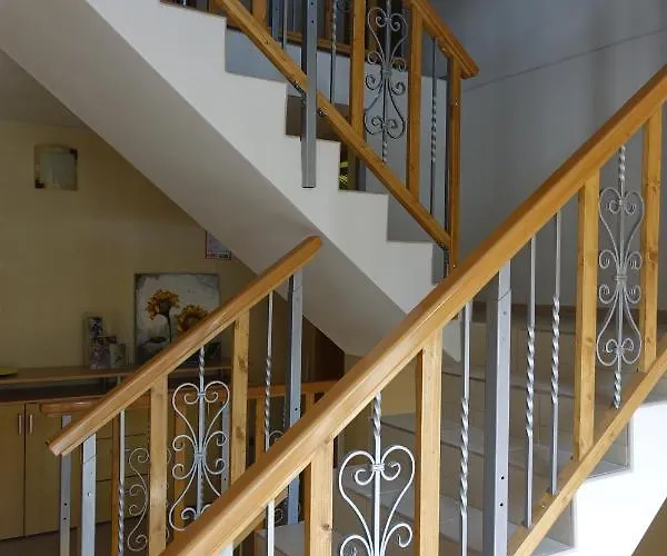 Booa Irena ボーヒニ