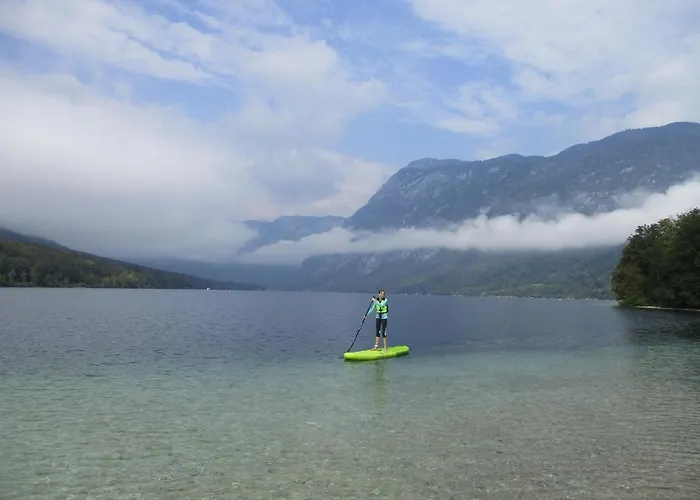 Booa Irena アパート ボーヒニ