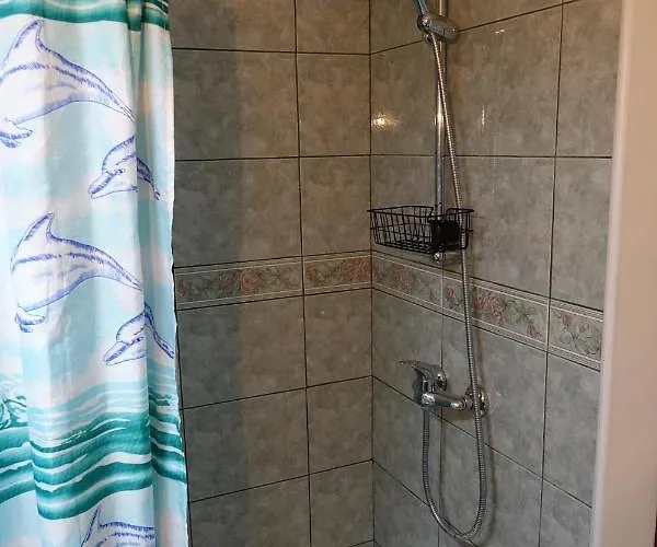 Booa Irena アパート ボーヒニ